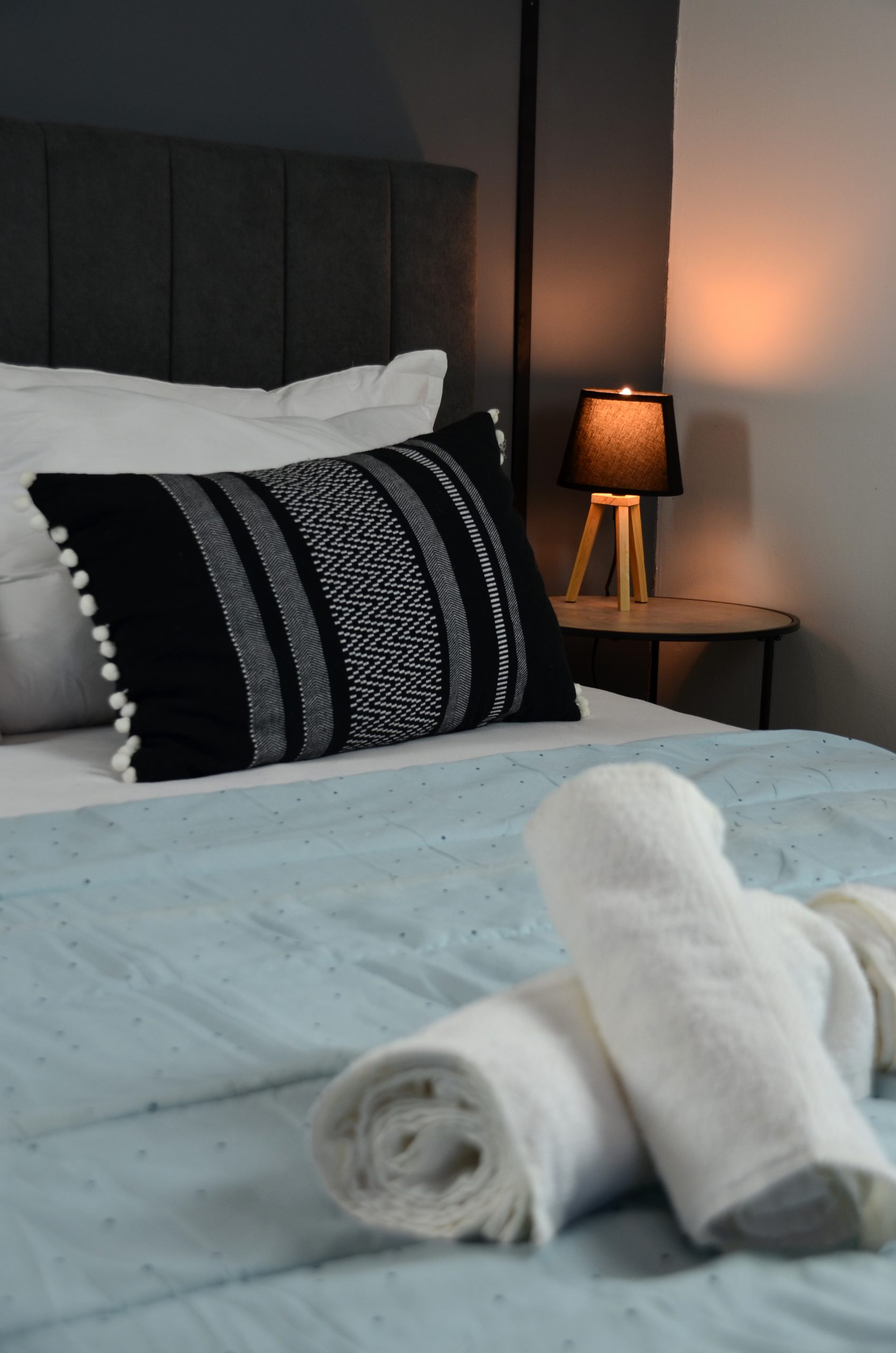 Main bedroom detail